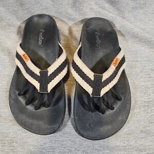 Wellrox Casey Yoga Toes Vegan Black/White Natural Casual Sandals US 8
